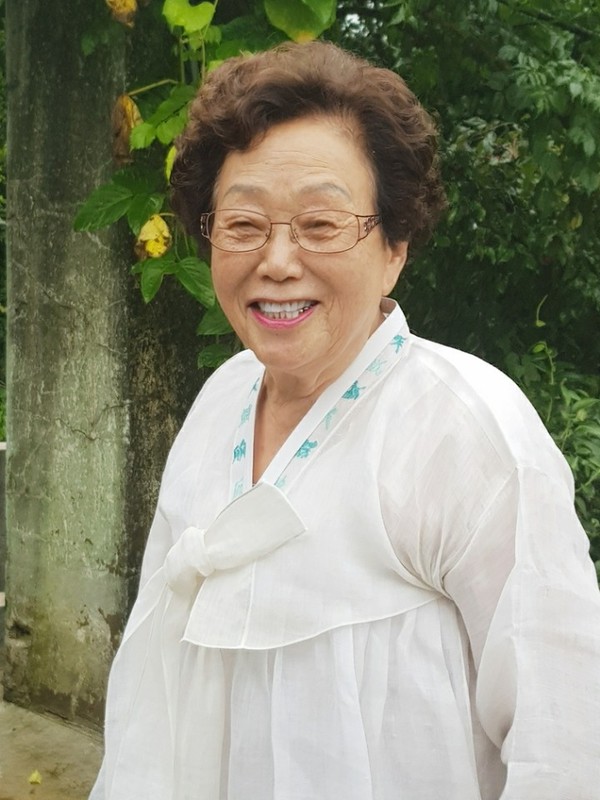 수선화’ 시집을 출간한 80세 문순남 시인