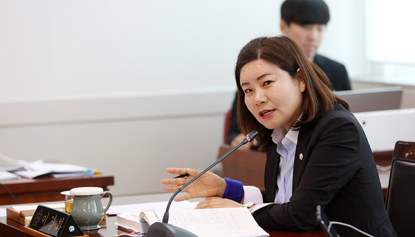 상담사 출신 민주당 이경화 서산시의원