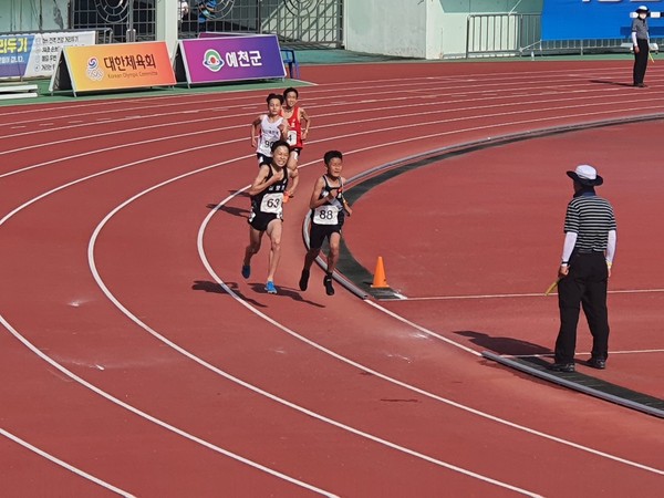 6월3~7일까지 경북예천에서 열린 '제49회 KBS배 전국육상경기대회' 남자 초등부 800m에서 2분18초로 자기기록은 경신했지만 아쉽게 은메달에 그쳤다.