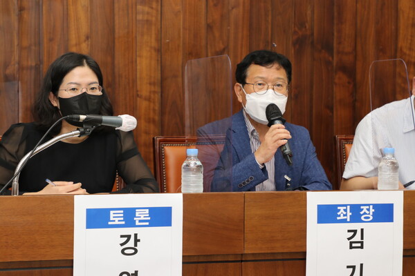 좌장 김기수 대표
